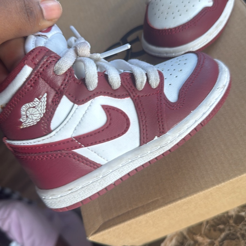 Kids shoes